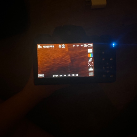 Camera - Picture 4 of 7